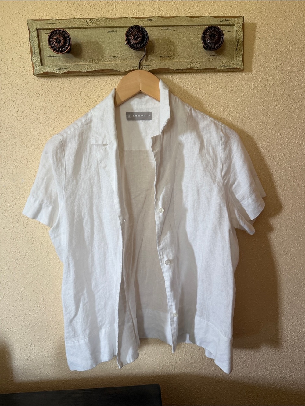 Everlane White Short-Sleeve Linen Button-Down